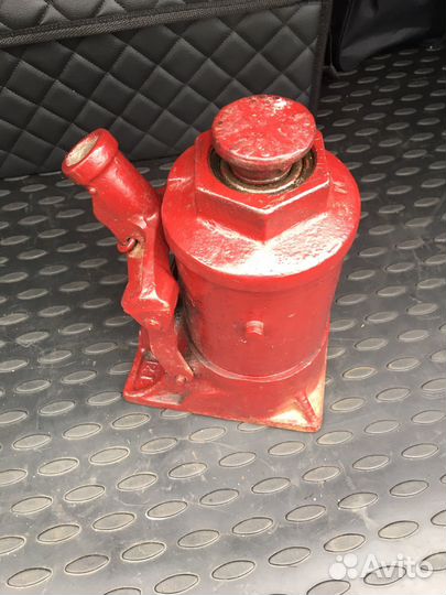 Домкрат гидравлический 12 тонн б/у