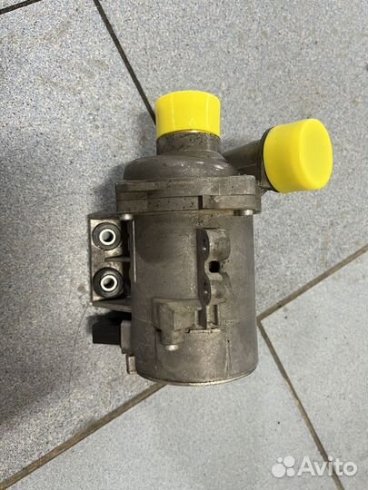 Помпа bmw n52