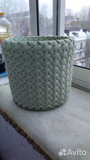 Кашпо из ротанга