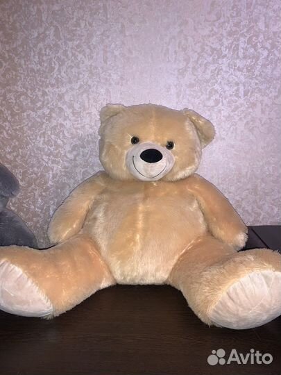Плюшевый медведь