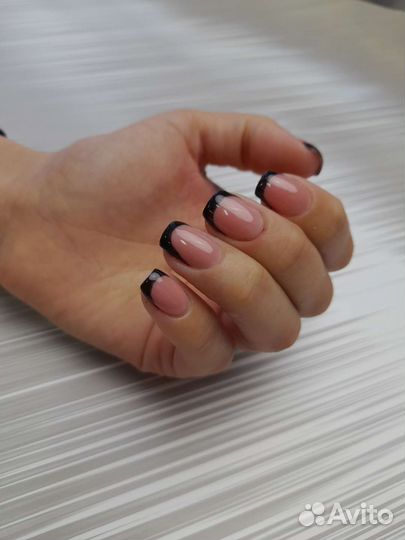 Модель на маникюр. Модель на наращивание
