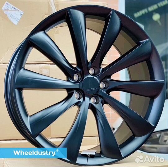 Кованые диски R20 Tesla Model Y
