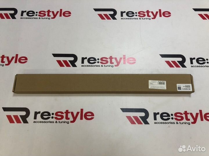 Накладка на 5-ю дверь Toyota Prius 30 SN19 Т2567