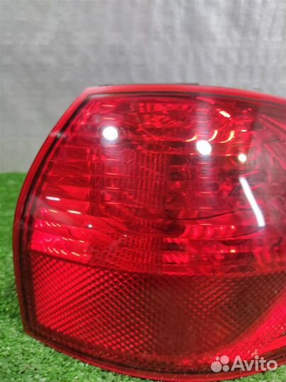 Фонарь задний наружный правый Subaru Tribeca WX 2