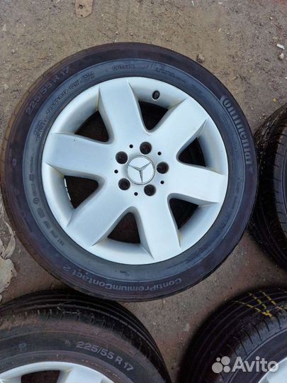 Колеса оригинальные на Mercedes Benz Vito R17