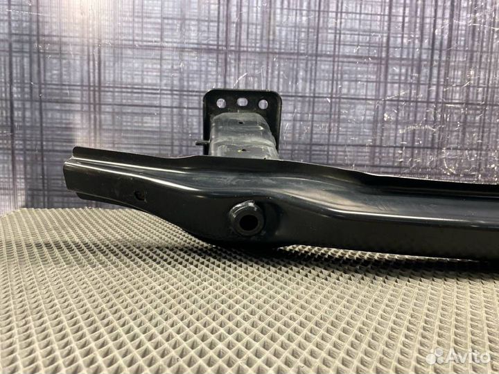 Усилитель бампера передний Bmw X5 E70 N62 2007