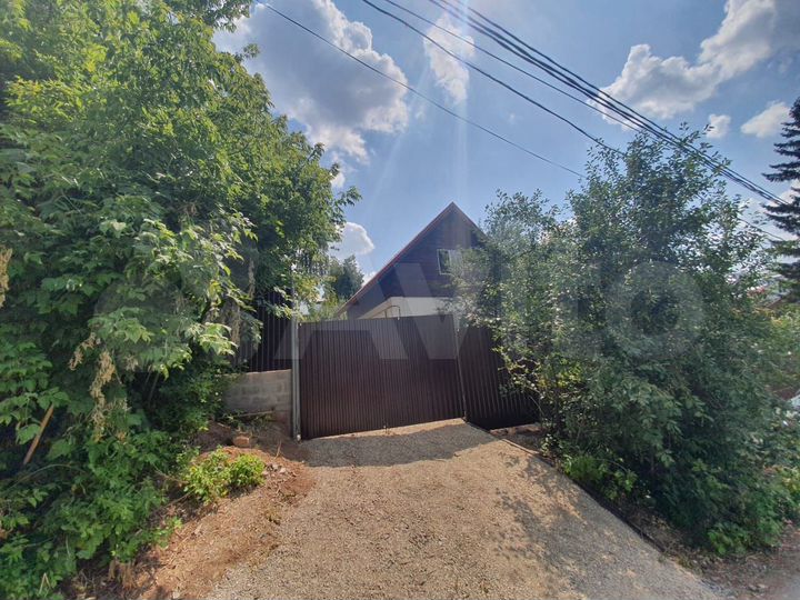 Дом 102 м² на участке 5 сот.