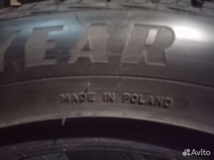 Goodyear Cargo Ultra Grip 235/55 R18