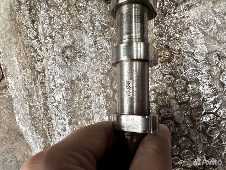 Распедвал впускной 06H 109 021