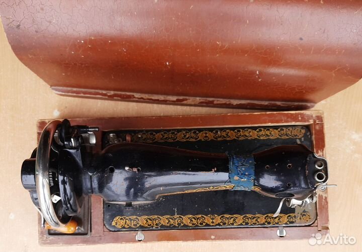 Швейная ручная машинка Подольск