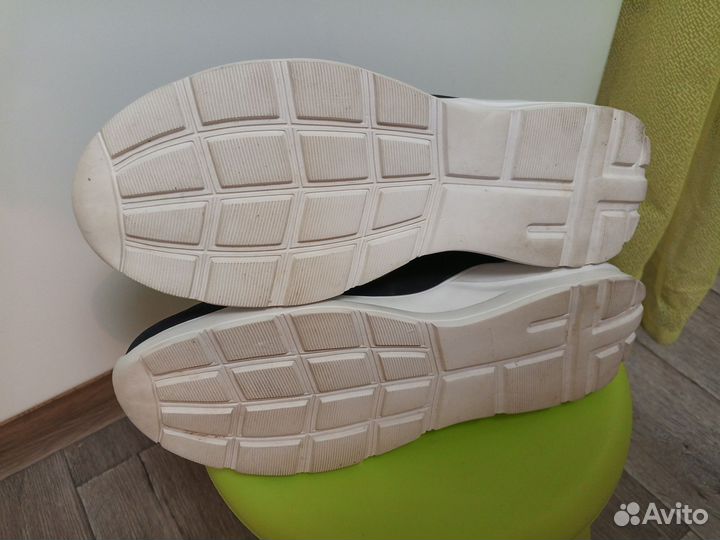 Кроссовки зимние 42 размер