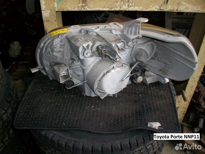 Фары на Toyota Porte (Тойота Портэ) NNP11
