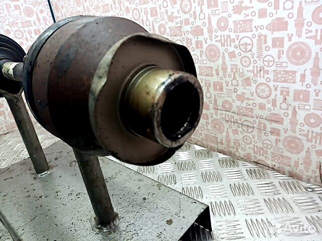 Полуось для Volkswagen Transporter (T5)