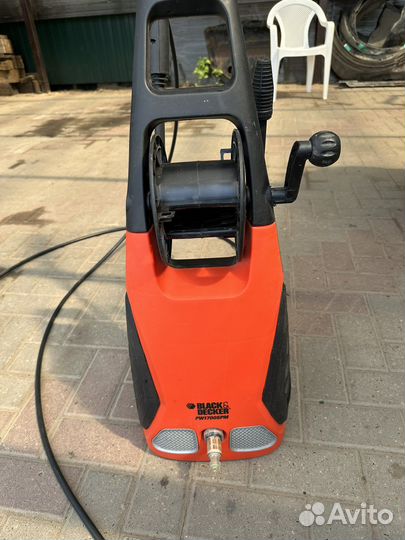 Мойка высокого давления Black Decker PW1700SPM