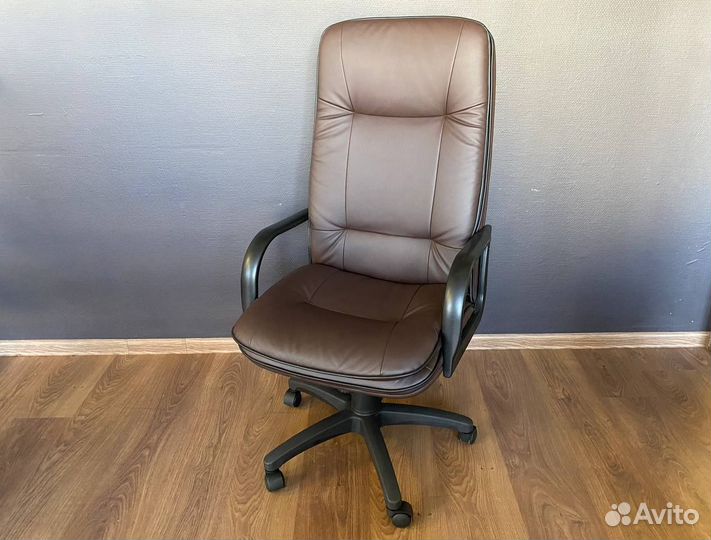 Офисное кресло от производителя