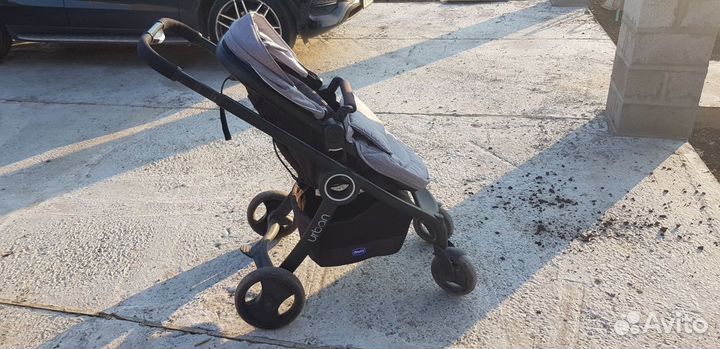 Коляска Chicco urban plus