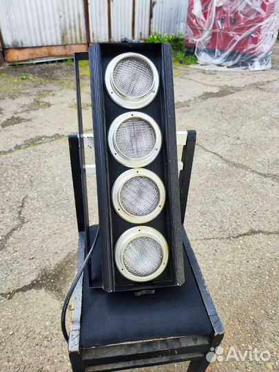 Световое оборудование