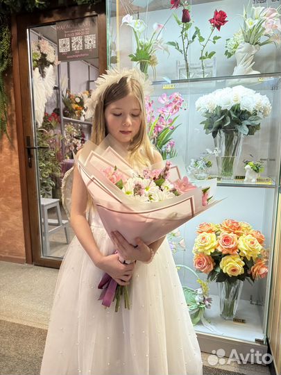 Красиво подарить букет цветов