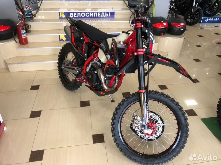 Мотоцикл ZM Buster 300