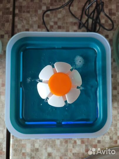 Поилка для кошек/мелких собак