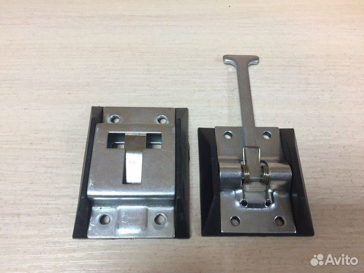 Фиксатор двери прицепа, Т-образный, в комплекте с