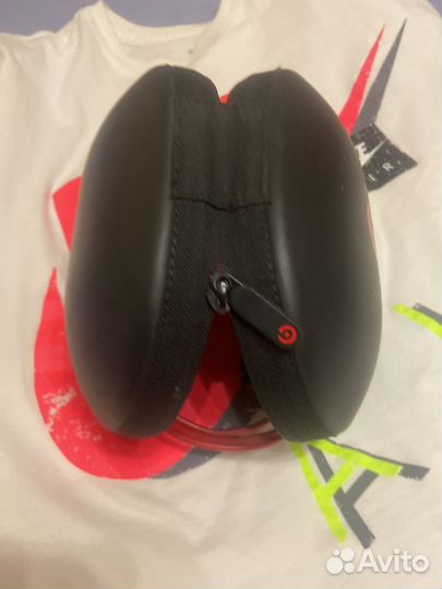 Beats studio футляр от наушников