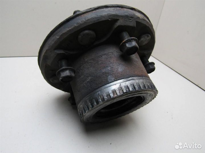 Ступица передняя Toyota Land Cruiser (100) 1998-2