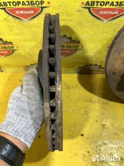 Диски тормозные передние Nissan Qashqai J10