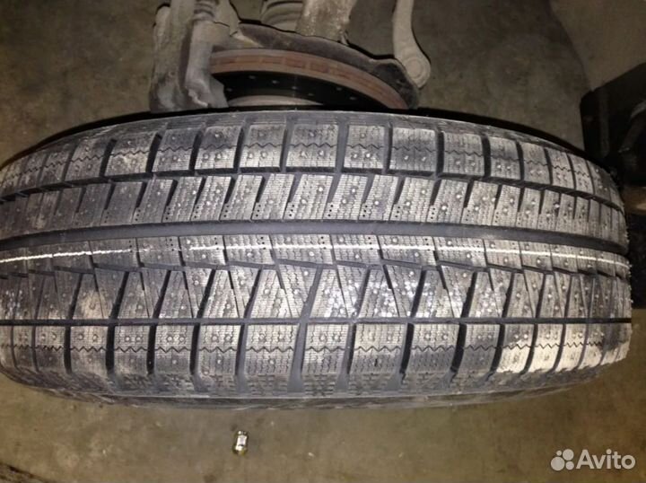Bridgestone Blizzak Ice 175/60 R14