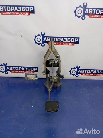 Педаль сцепления Opel Vectra B