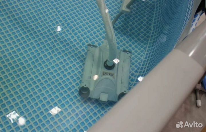 Робот для бассейна intex