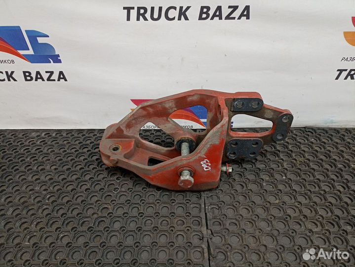 Кронштейн рессоры передней левый