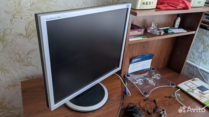 Монитор Samsung syncmaster 940n (19дюймов)