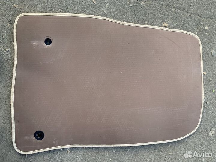 Коврики в LC200