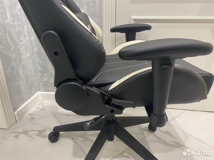 Компьютерное кресло Viking