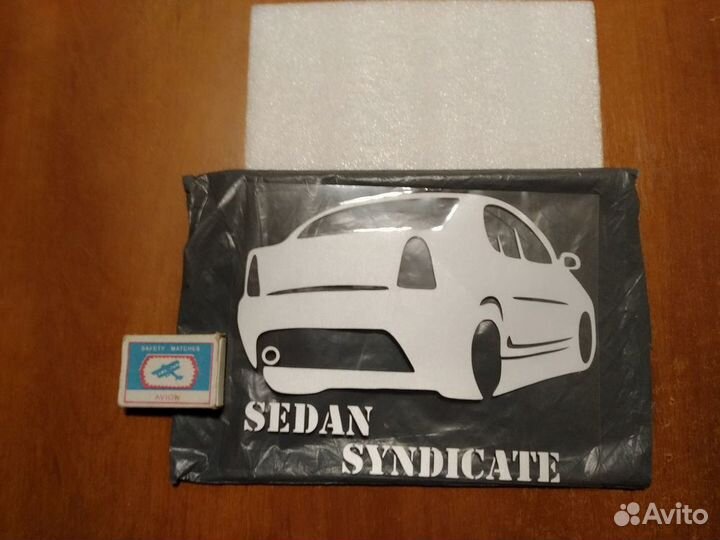 Наклейка на заднее стекло 