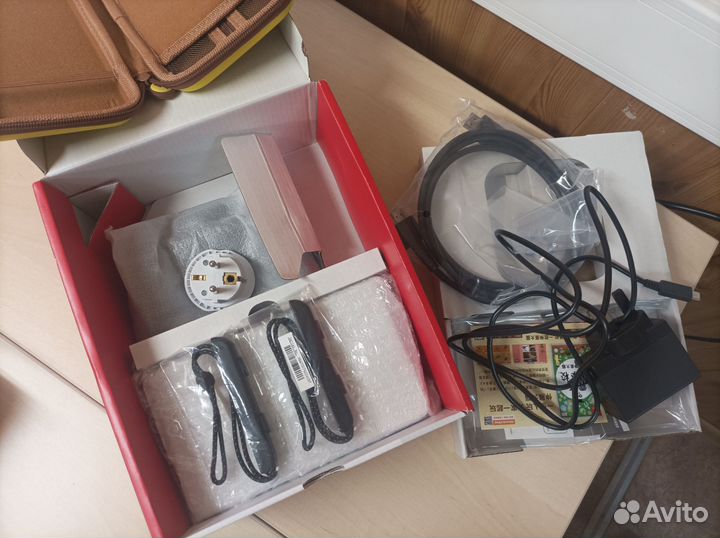 Nintendo switch oled (как новая)