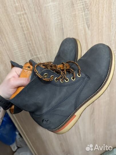 Ботинки демисезонные 40