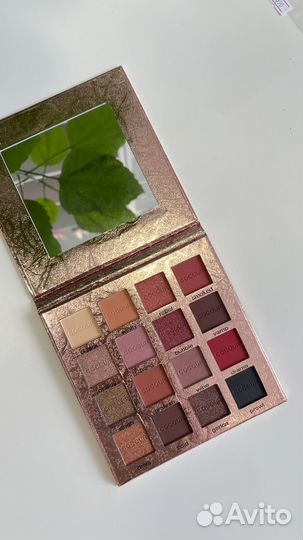 Тени для глаз