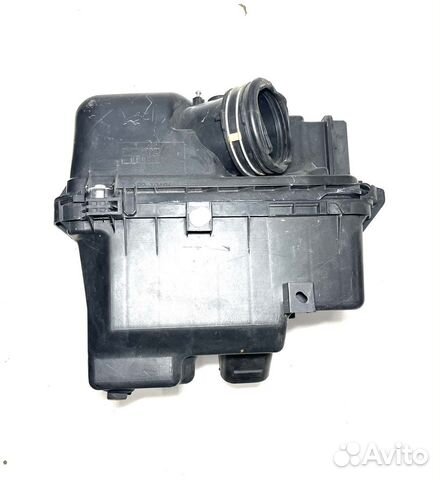 Корпус воздушного фильтра Toyota Camry V30