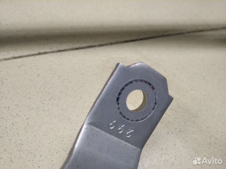 Трапеция стеклоочистителей Hi Lux 2015