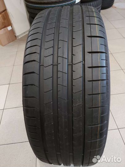 Pirelli P Zero PZ4 275/50 R20 113W