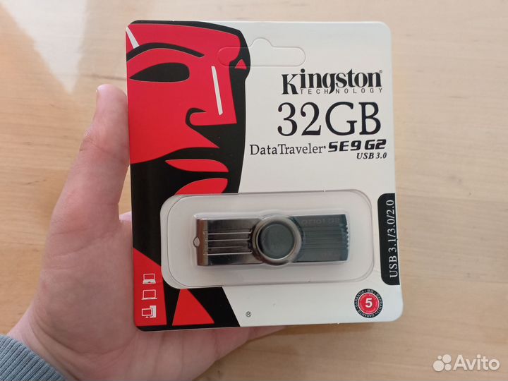 Kingston флэшка 32 GB