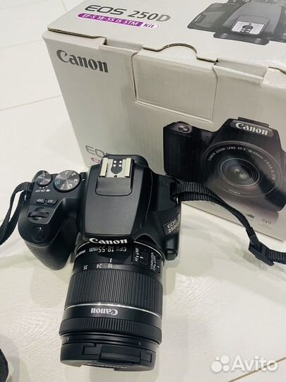 Canon EOS 250D Kit EF-S 18-55mm f/4.0-5.6