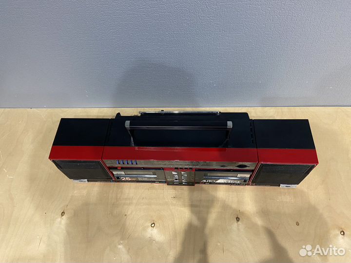 Sharp QT 94 RED super lux elite