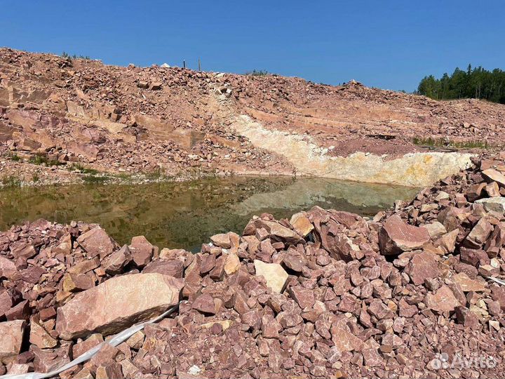 Малиновый кварцит