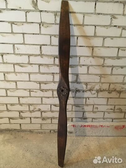 Двухлопастной деревянный винт