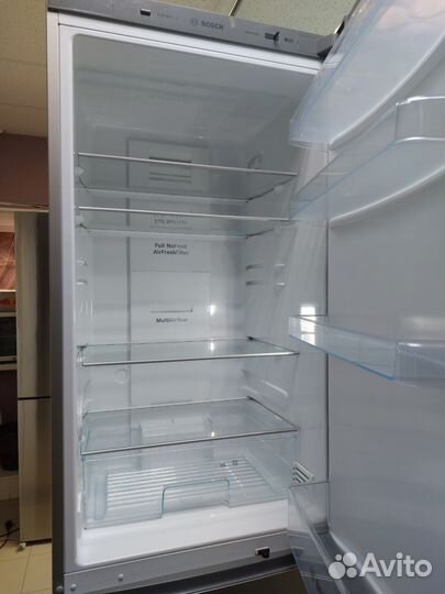 Холодильник Bosch NO Frost