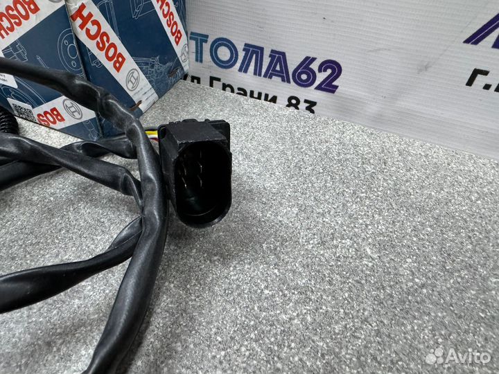 Кислородный датчик лямбда зонд bosch VAG