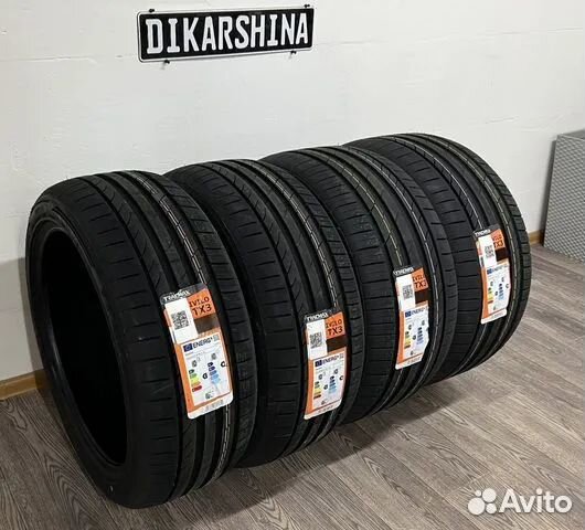 Tracmax X-Privilo TX3 225/35 R20 93W